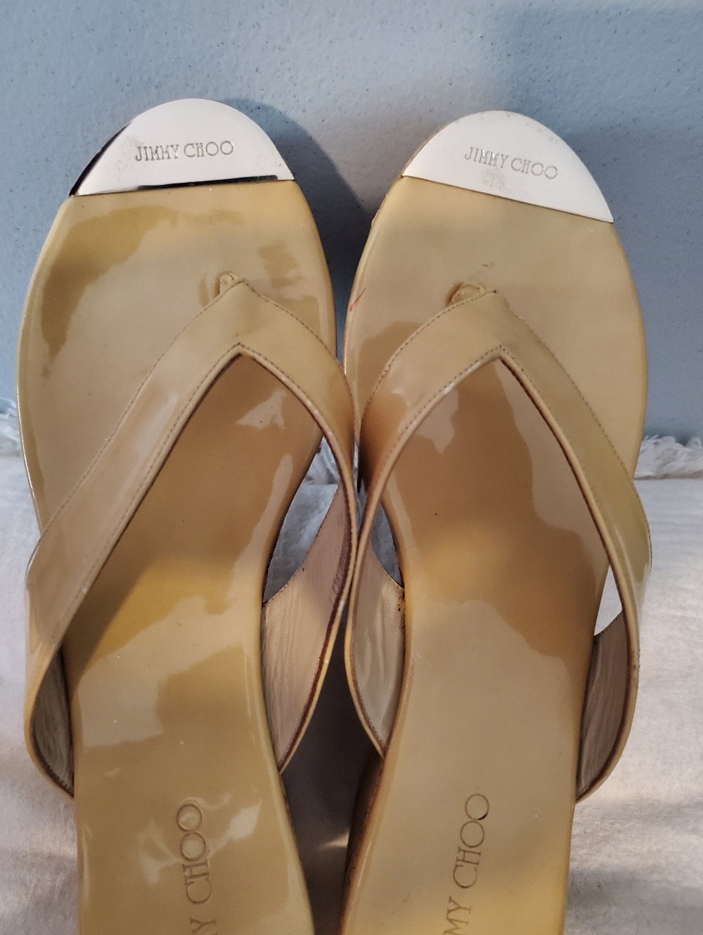 Jimmy Choo Patent Leather Cork Wedge Sandals Yellow Resort Thong Y2K Design 40.5 - Picture 13 of 15